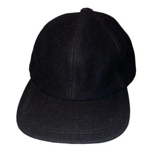 CROWN CAP Winnipeg Canada Black Hat Winter Ball Cap Size M EUC Thick Black